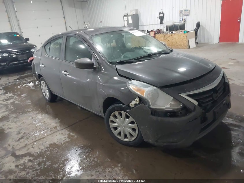2015 Nissan Versa 1.6 Sv