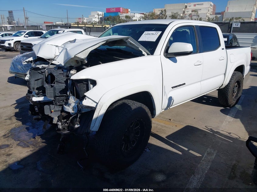 2017 Toyota Tacoma Sr5