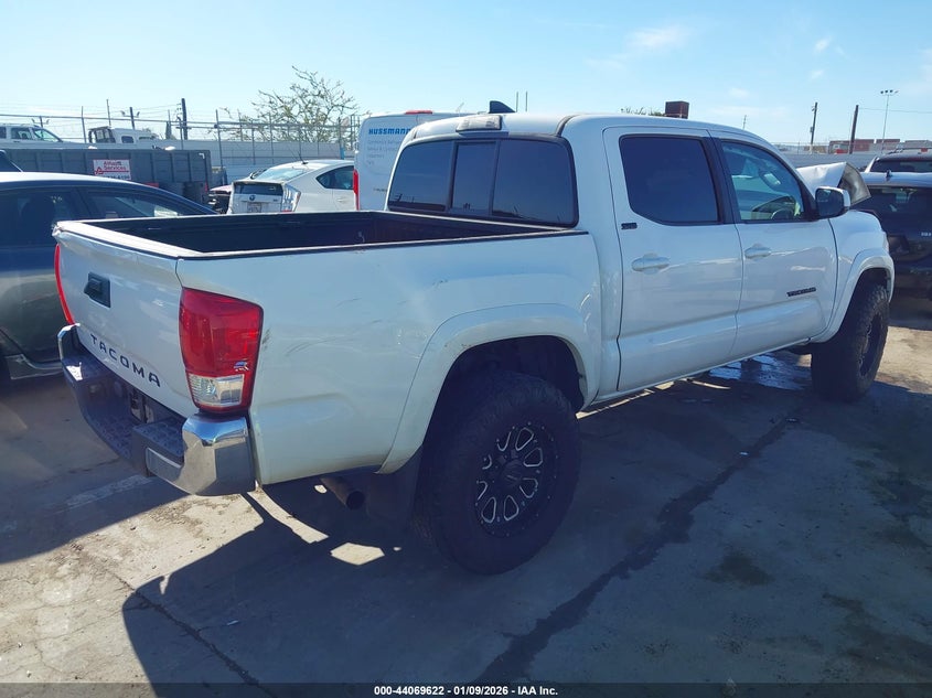 2017 Toyota Tacoma Sr5