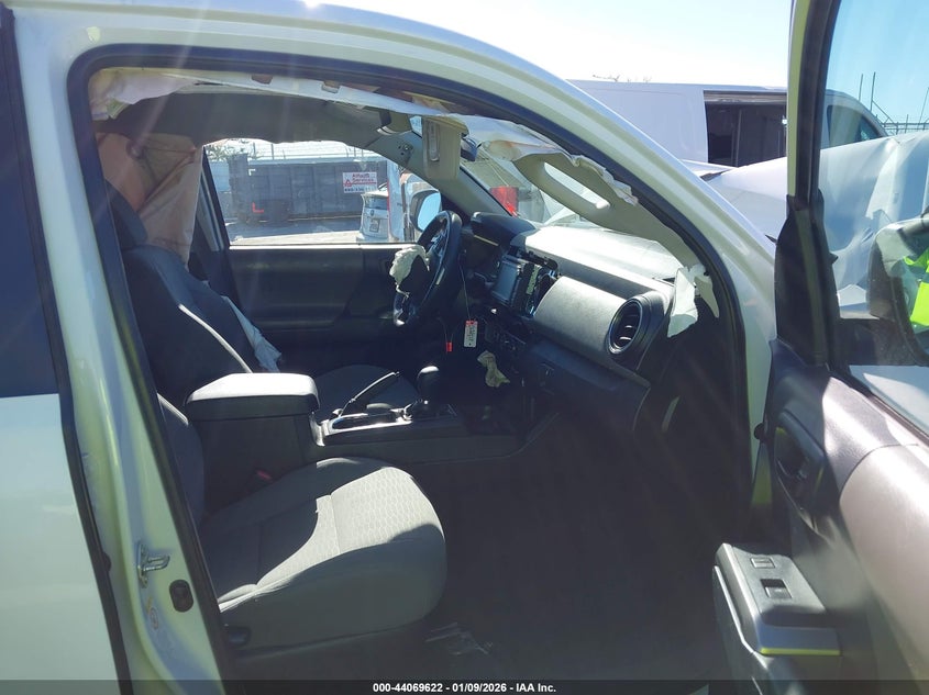 2017 Toyota Tacoma Sr5