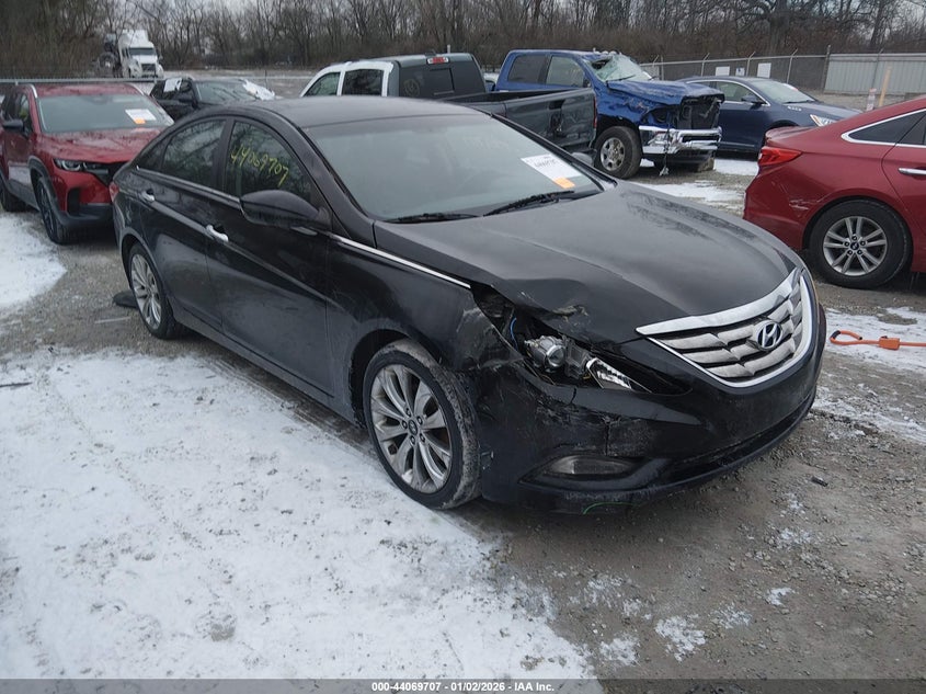 5NPEC4AC7BH034939 2011 Hyundai Sonata Se auction photo 1