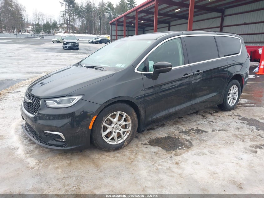 2023 Chrysler Pacifica Touring L