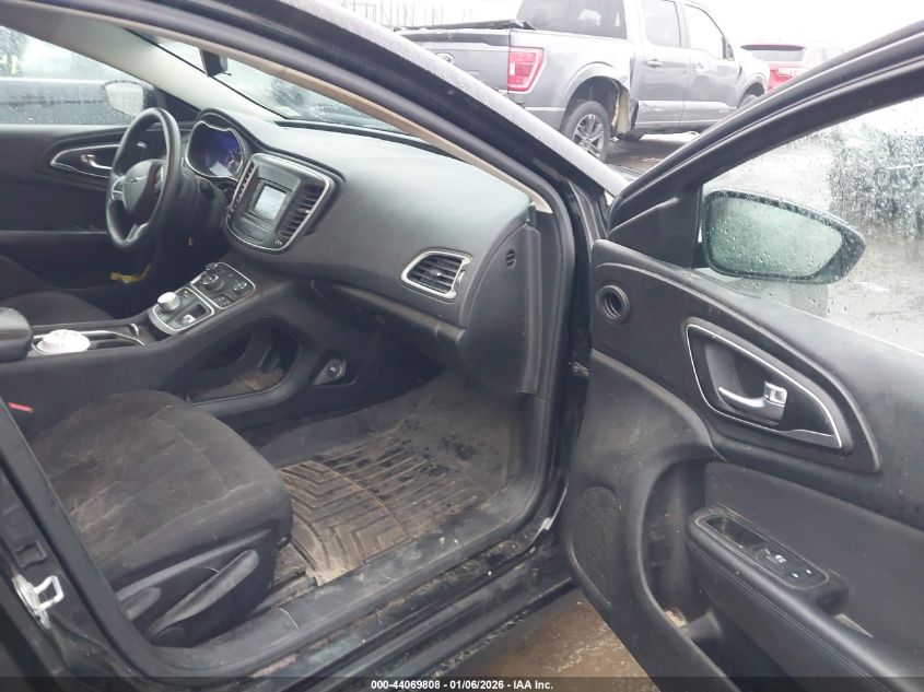 2015 Chrysler 200 Limited