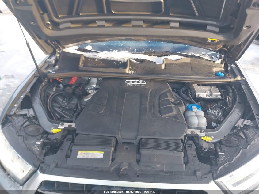 AUDI Q7 2017 VIN WA1LAAF71HD004531