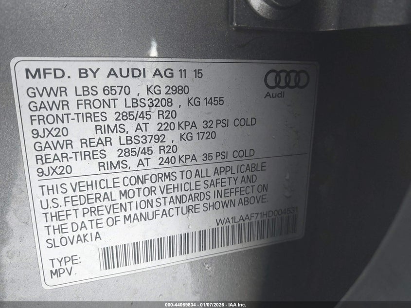 AUDI Q7 2017 VIN WA1LAAF71HD004531