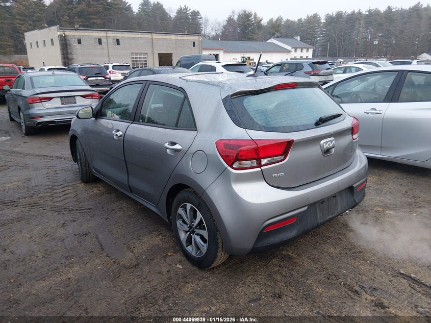 VIN 3KPA25AD1PE629555 2023 KIA RIO 5-DOOR S