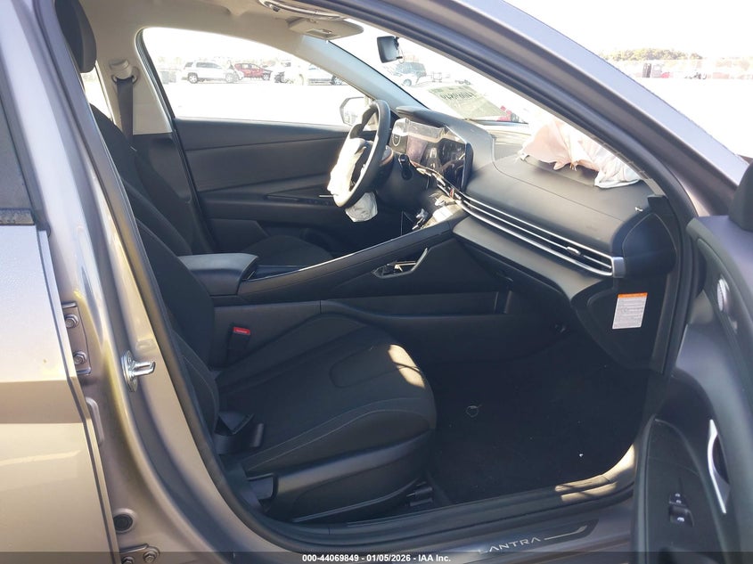 2024 Hyundai Elantra Hybrid Blue