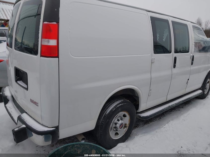 Vin: 1gtw7af72m1254793, lot: 44565690, gmc savana cargo rwd 2500 regular wheelbase work van 20214