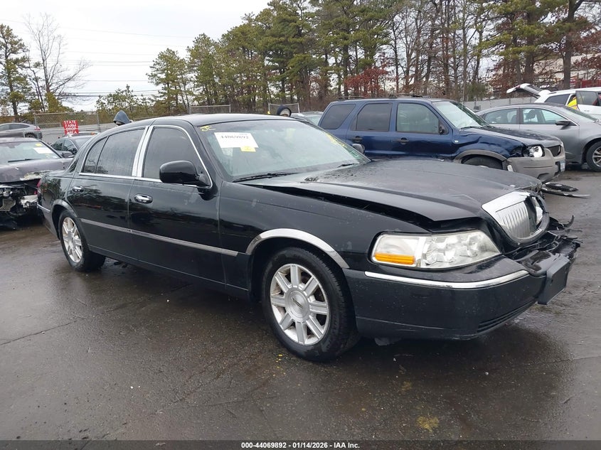 2011 Lincoln Town Car Executive L