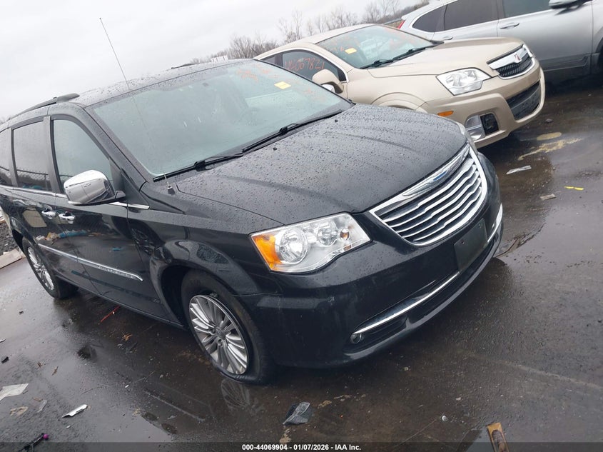 2C4RC1CG1FR662794 2015 Chrysler Town & Country Touring-L auction photo 1