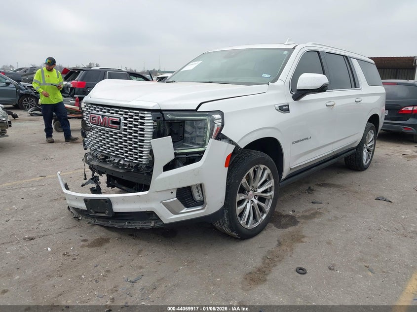 2023 GMC Yukon Xl 4Wd Denali