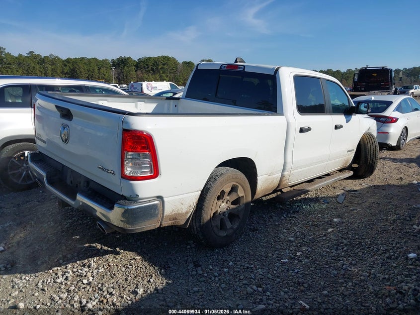 Vin: 1c6srfmt3pn689803, lot: 44565734, ram 1500 big horn  4x4 6'4 box 20234