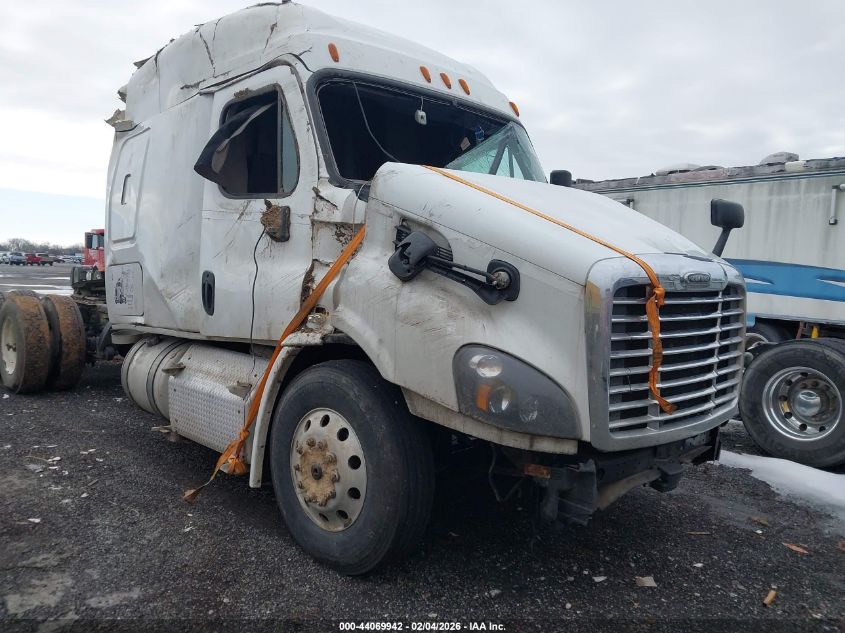 2017 Freightliner Cascadia 113