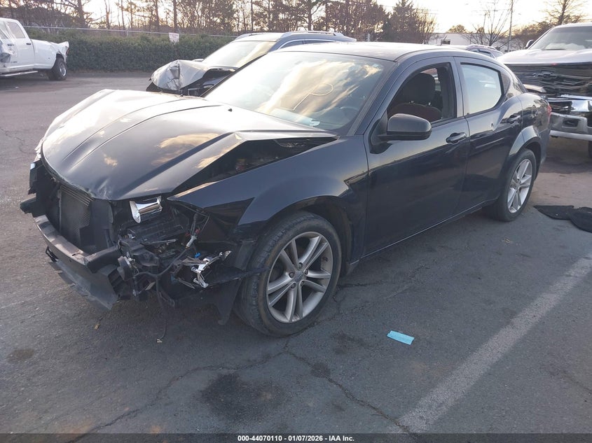 Vin: 1b3bd1fg1bn593608, lot: 44565910, dodge avenger mainstreet 20112