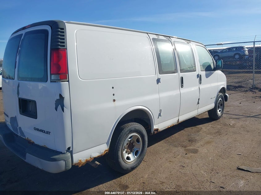 CHEVROLET EXPRESS 1999 VIN 1GCGG25RXX1076052