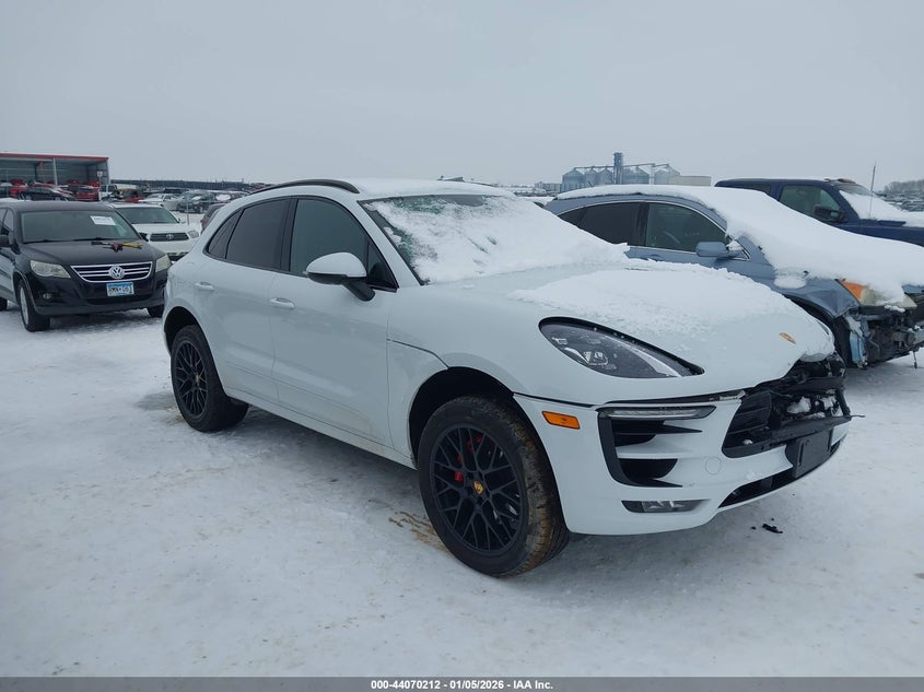 2017 Porsche Macan Gts