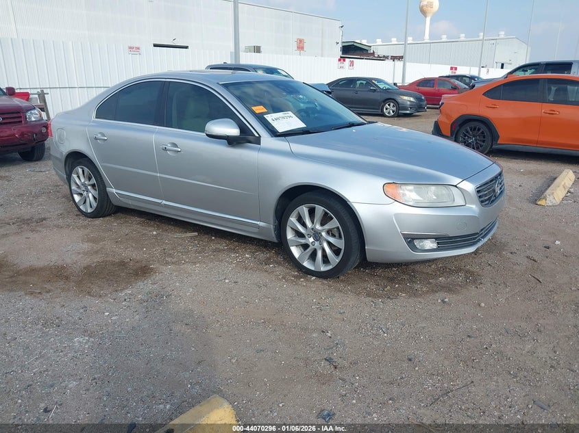 YV1902MD6F1183045 VOLVO S80 Photo 1