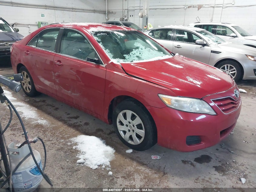 4T4BF3EK3BR144724 2011 Toyota Camry Le auction photo 1