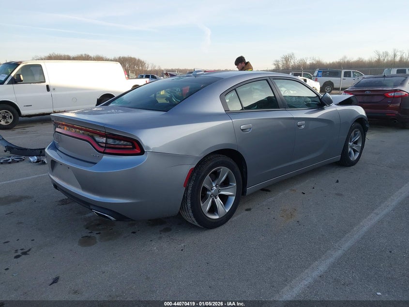 2015 Dodge Charger Sxt