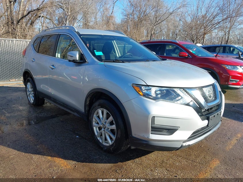 2017 NISSAN ROGUE SV