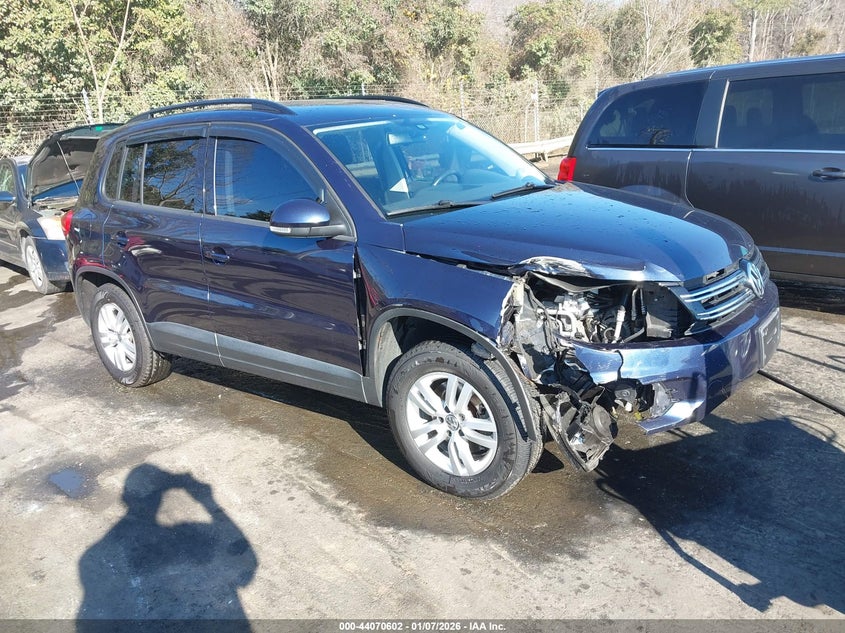 2016 Volkswagen Tiguan R-Line/S/Se/Sel
