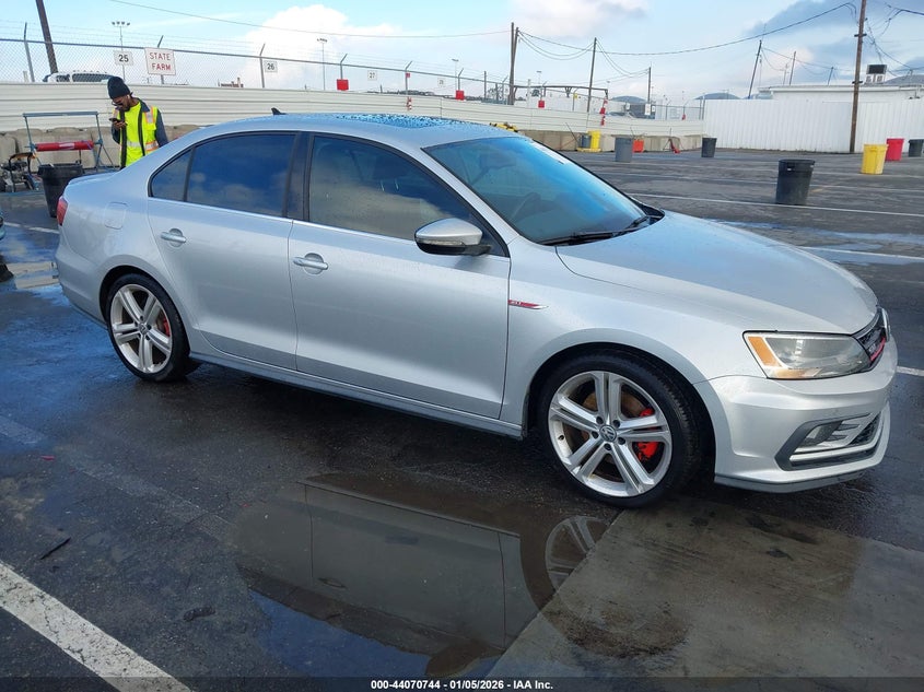 3VW4T7AJ9GM367427 2016 Volkswagen Jetta 2.0T Gli Se auction photo 1