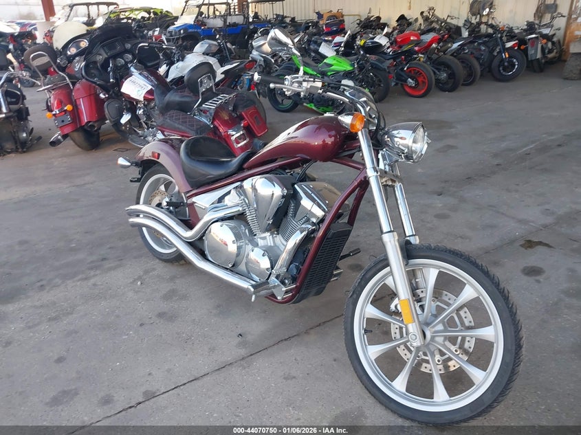 JH2SC6105BK100627 HONDA VT1300 Photo 1
