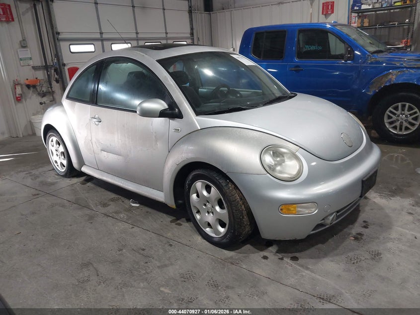 3VWCK21C63M410831 2003 Volkswagen New Beetle Gls 2.0L auction photo 1