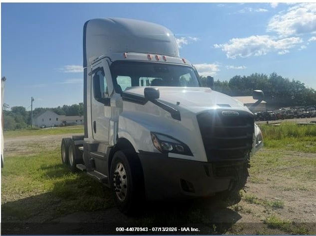 2023 Freightliner New Cascadia 126