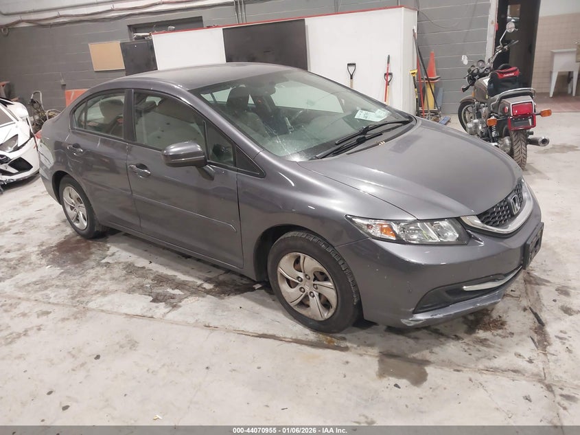 2HGFB2F54FH507718 2015 Honda Civic Lx auction photo 1