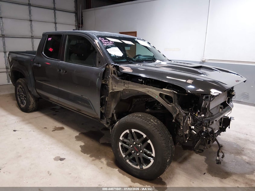 3TMLB5JN3SM174921 2025 Toyota Tacoma Trd Sport auction photo 1