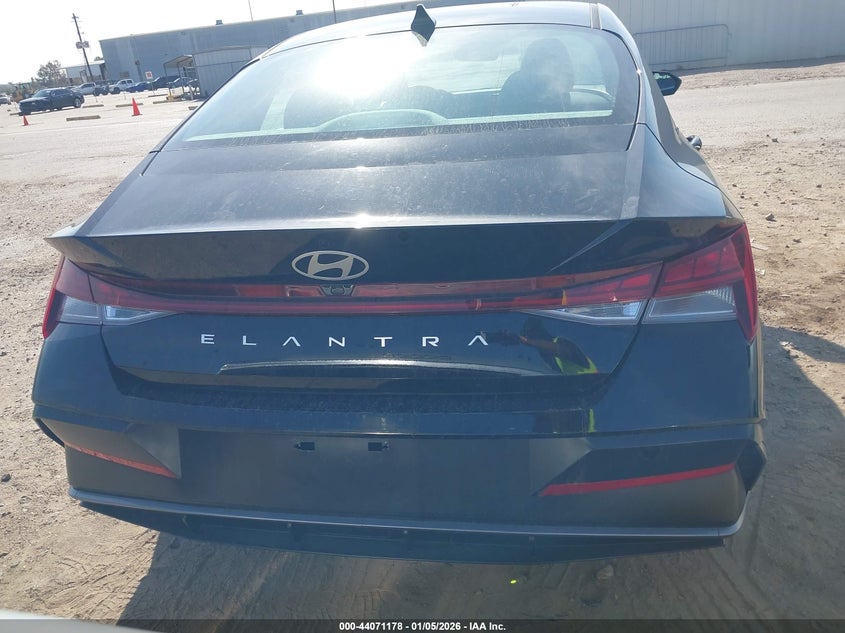 VIN KMHLS4DG7SU004558 2025 HYUNDAI ELANTRA SEL CONVENIENCE