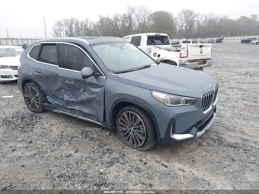 WBX73EF04S5390698 2025 BMW X1 xDrive28I auction photo 1