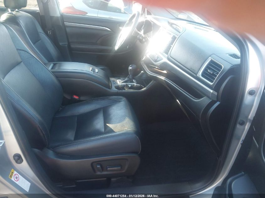 2019 Toyota Highlander Limited Platinum