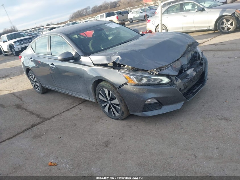 2022 Nissan Altima Sv Intelligent Awd