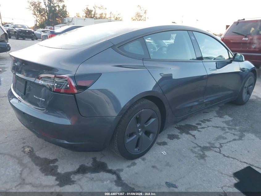 2022 Tesla Model 3 Long Range Dual Motor All-Wheel Drive