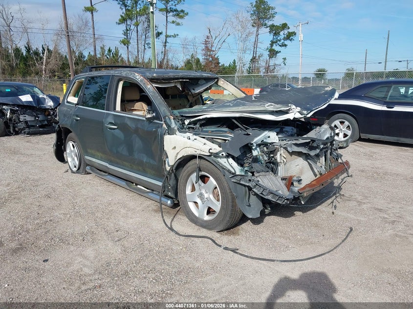 WVGBC67LX4D012136 2004 Volkswagen Touareg V6 auction photo 1