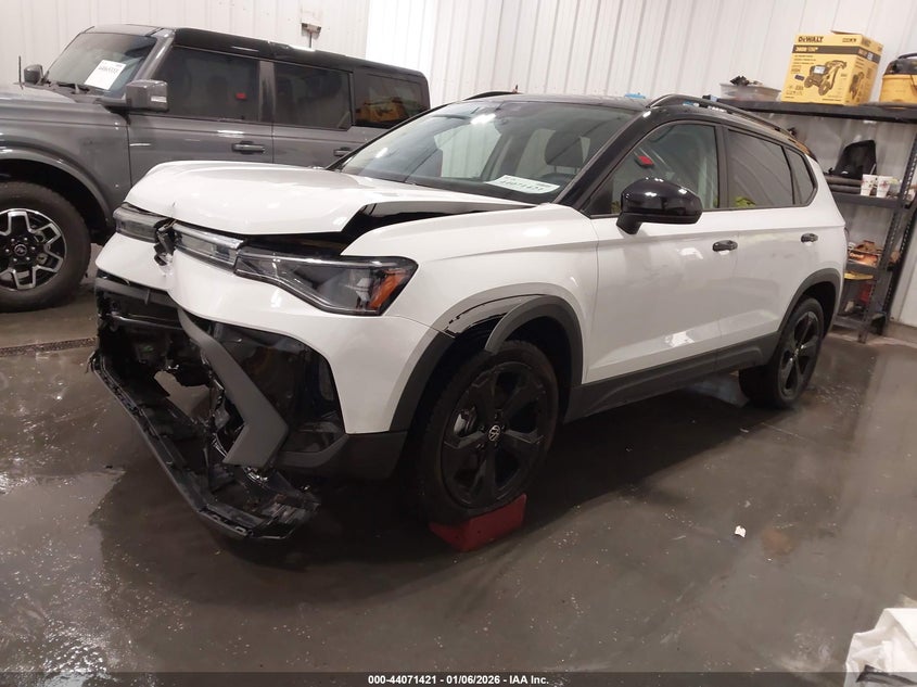 2025 Volkswagen Taos 1.5T Se Black