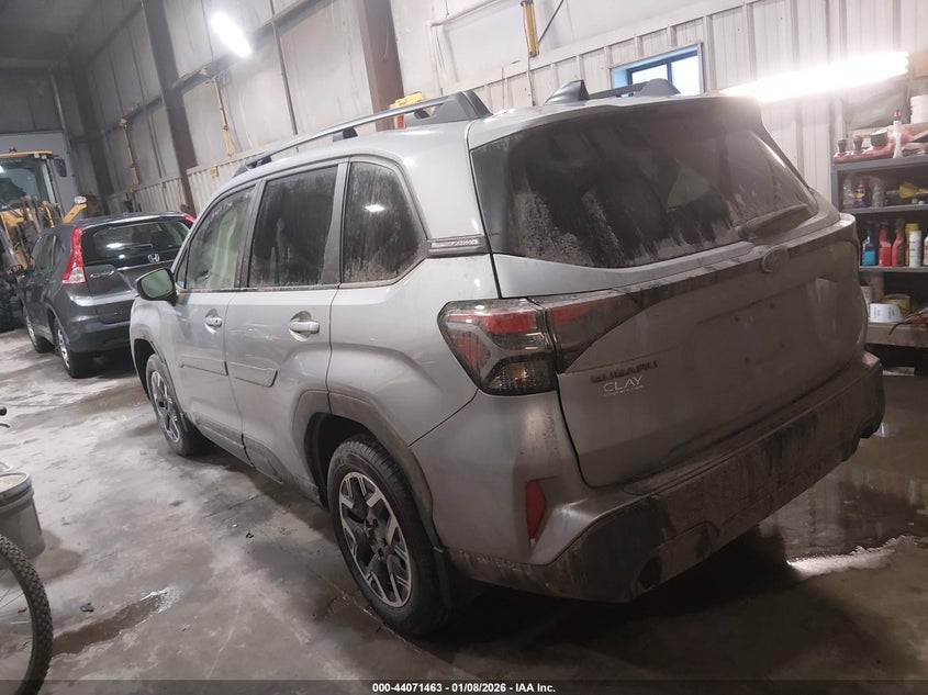 2025 Subaru Forester Premium