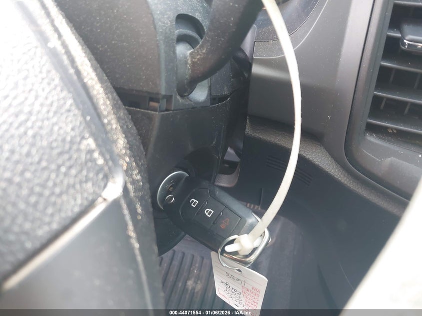 VIN 1FTER4EH9LLA28660 2020 FORD RANGER XL