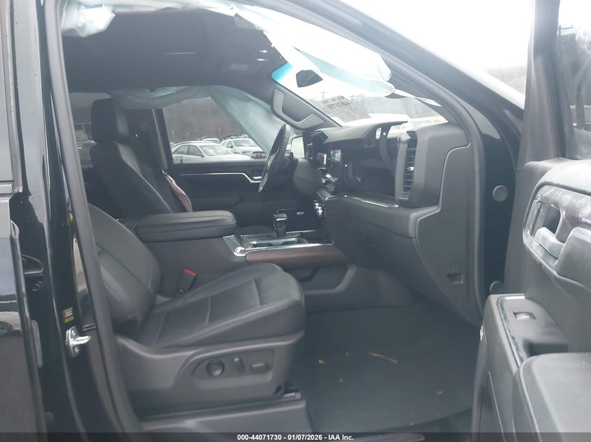 2024 GMC Sierra 1500 4Wd Short Box Slt