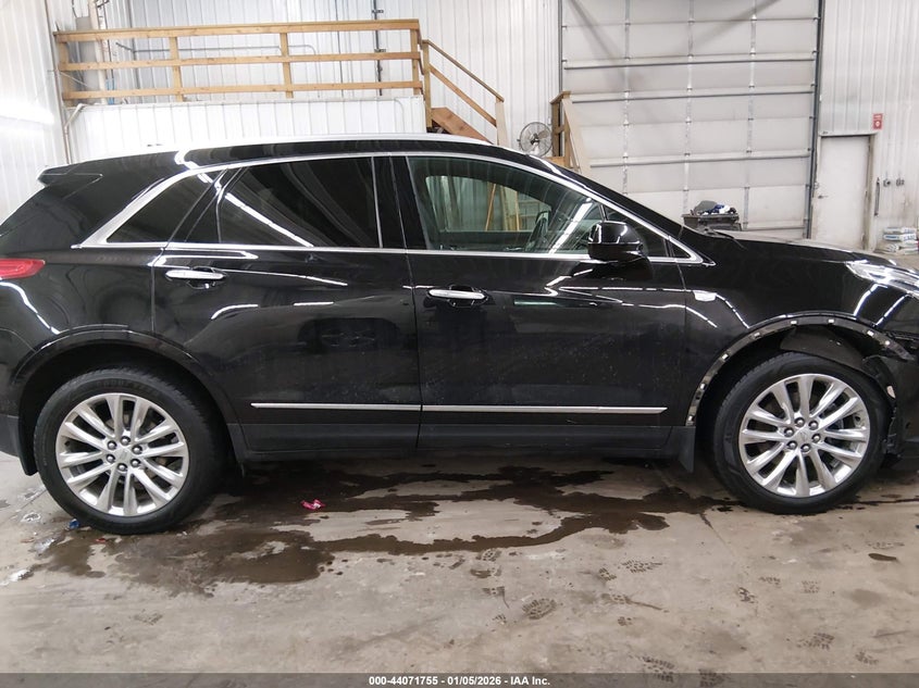 2017 Cadillac Xt5 Platinum VIN: 1GYKNFRSXHZ128538 Lot: 44071755