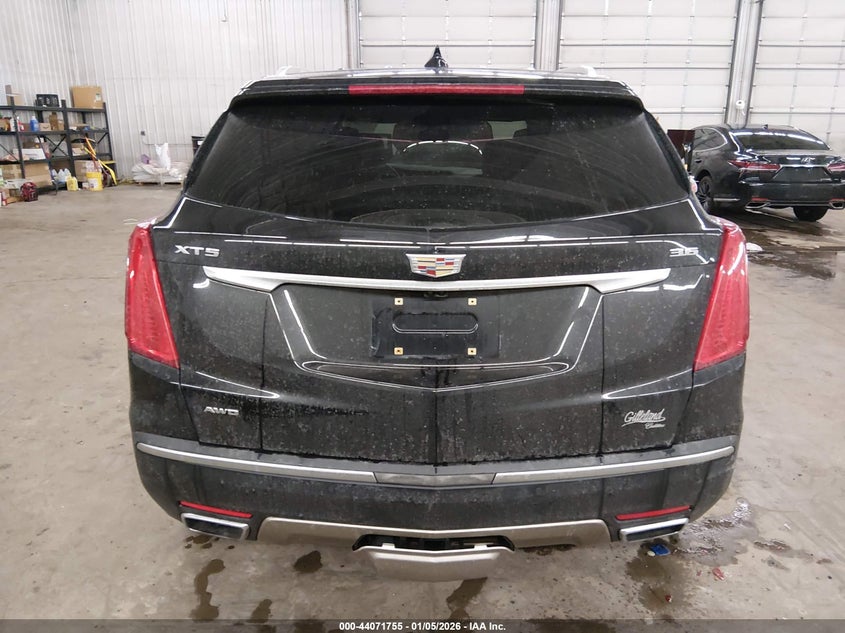 2017 Cadillac Xt5 Platinum VIN: 1GYKNFRSXHZ128538 Lot: 44071755