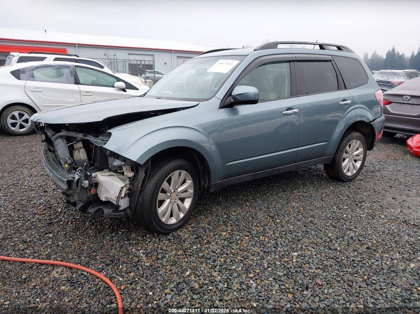 Vin: jf2shaec5bh743656, lot: 44567639, subaru forester 2.5x limited 20112