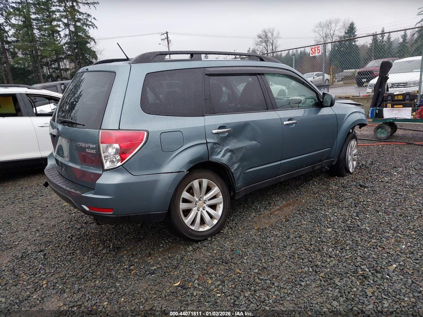 Vin: jf2shaec5bh743656, lot: 44567639, subaru forester 2.5x limited 20114
