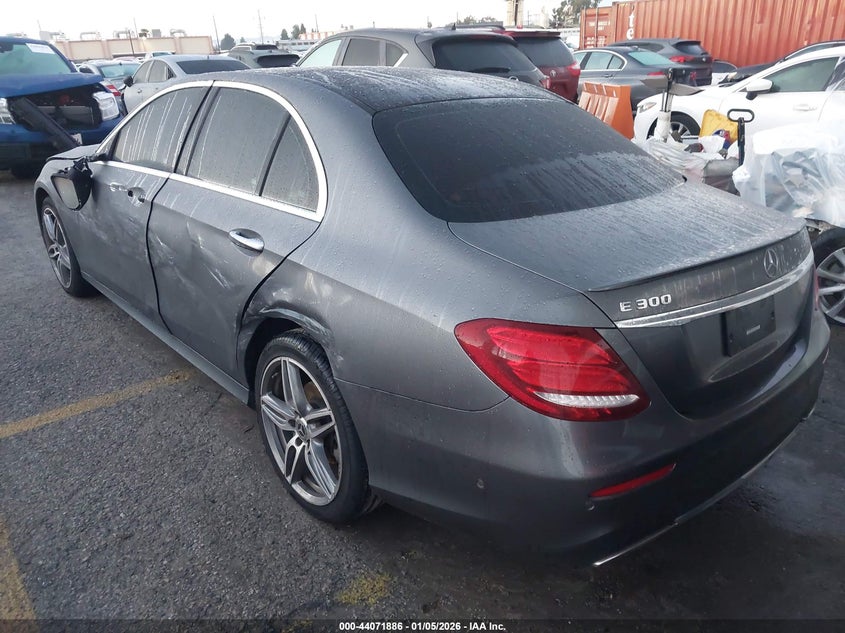 2019 Mercedes-Benz E 300