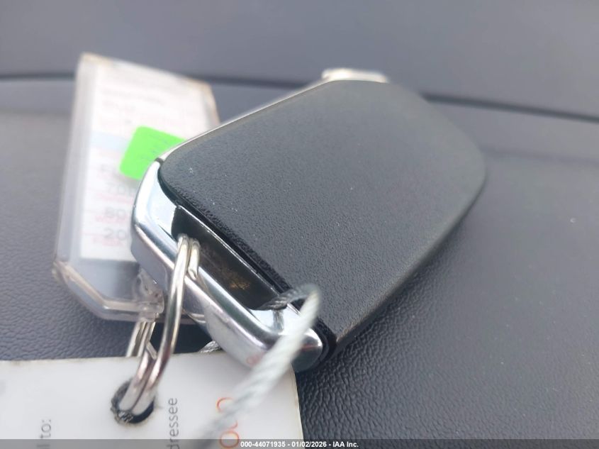 2024 Kia Carnival - KNDNB4H32R6424232