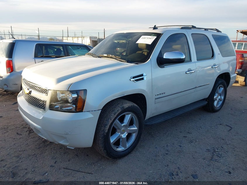 2010 Chevrolet Tahoe Ltz 1GNUKCE04AR201006 photo 1