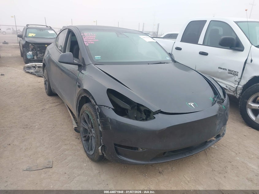 2025 Tesla Model Y Long Range Dual Motor All-Wheel Drive