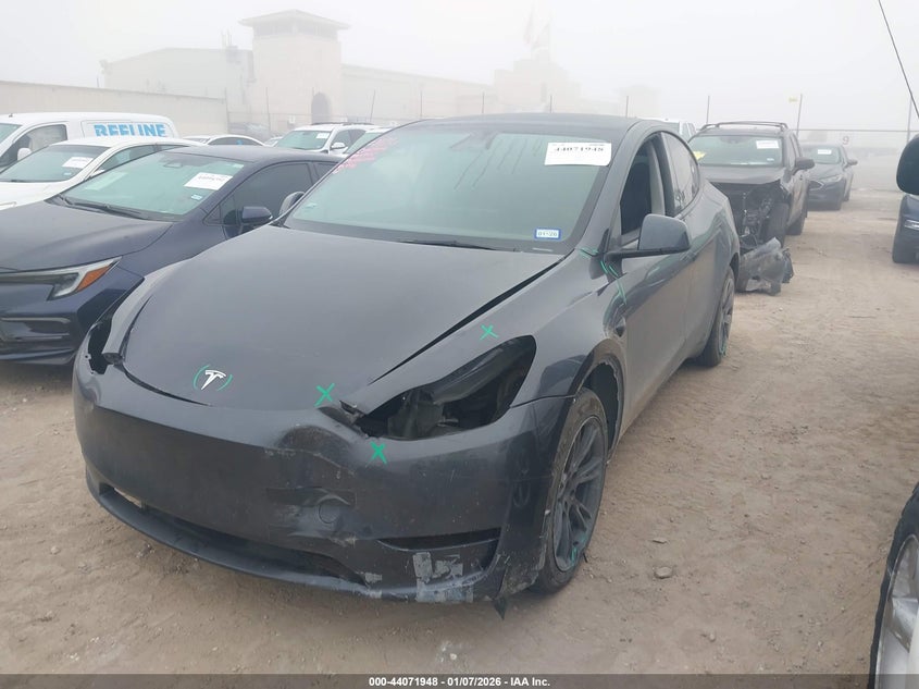 2025 Tesla Model Y Long Range Dual Motor All-Wheel Drive